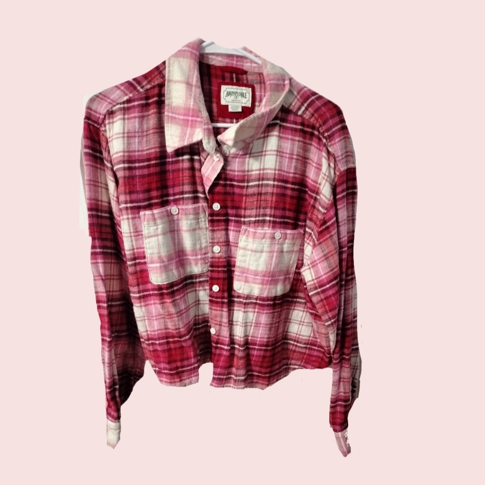 American Eagle Women's Pink Plaid Button-Up Shirt